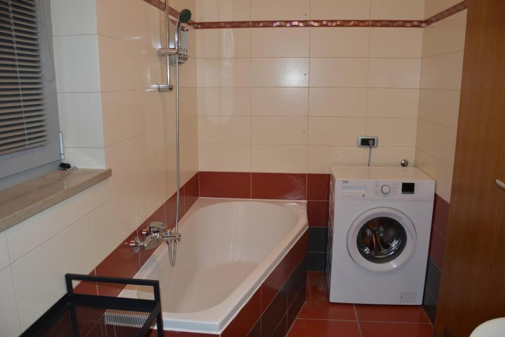 Apartma Sunlight โคเปร์ ภายนอก รูปภาพ